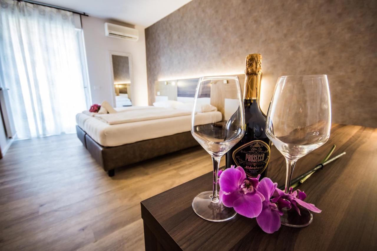 Hotel Eden Torri Del Benaco Εξωτερικό φωτογραφία