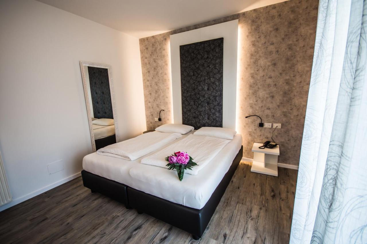 Hotel Eden Torri Del Benaco Εξωτερικό φωτογραφία