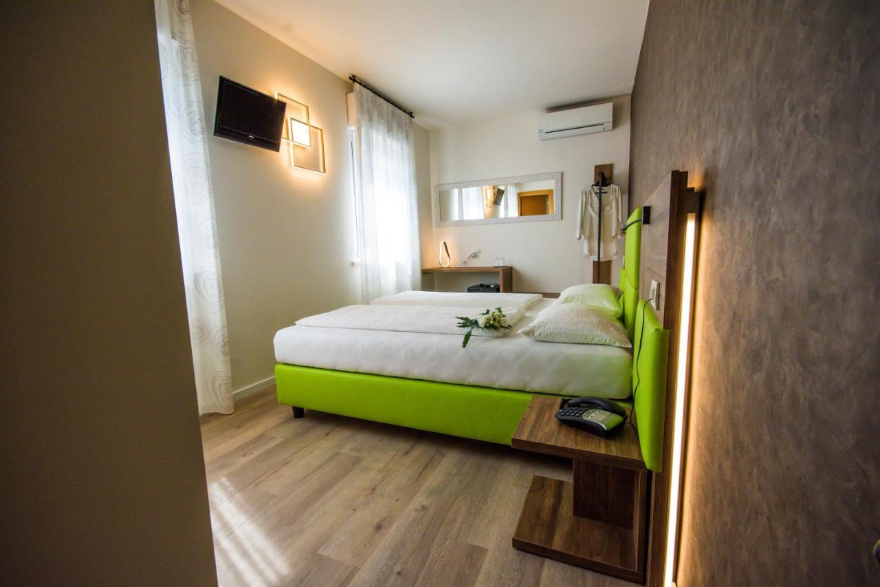 Hotel Eden Torri Del Benaco Εξωτερικό φωτογραφία