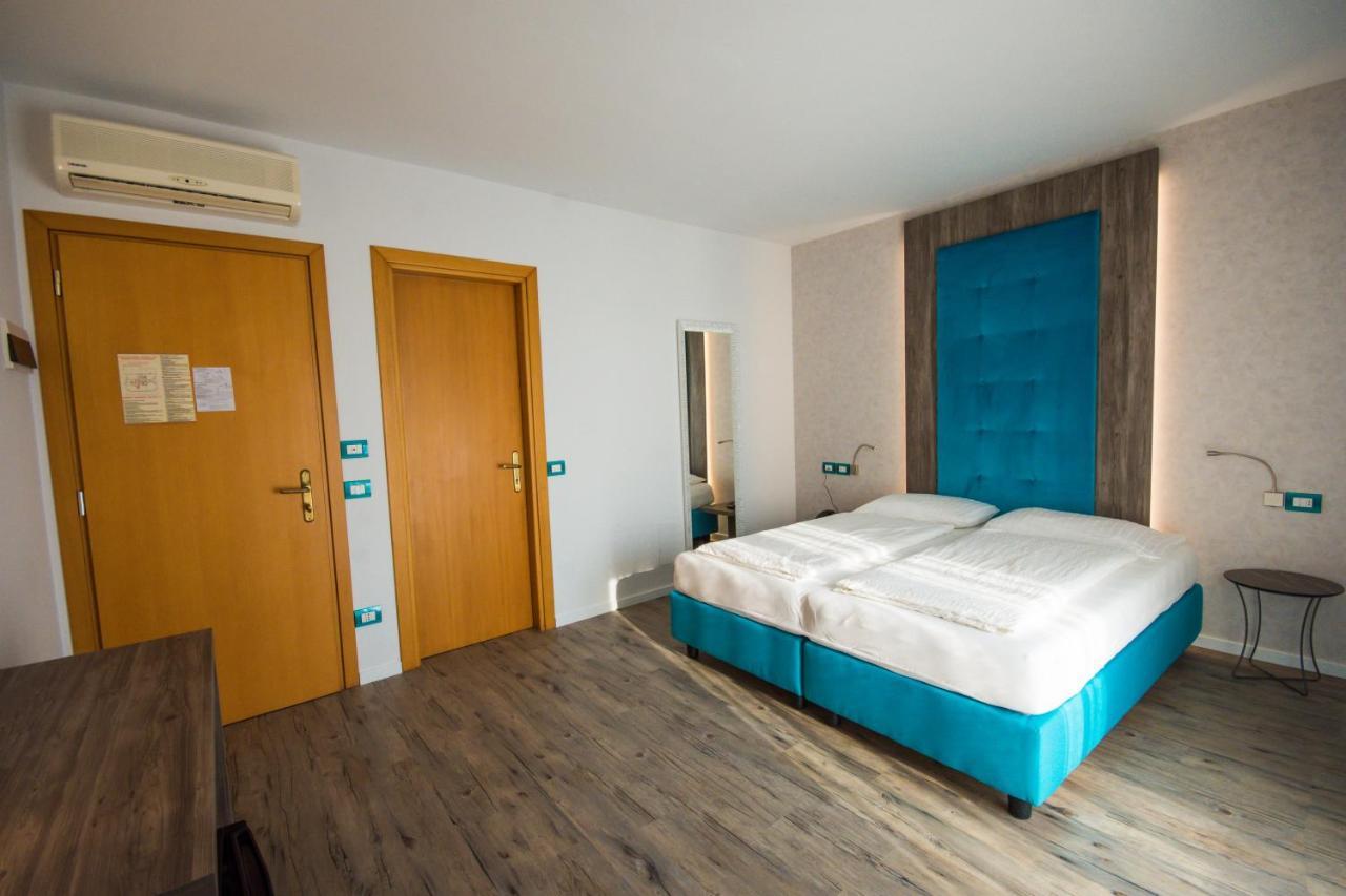 Hotel Eden Torri Del Benaco Εξωτερικό φωτογραφία