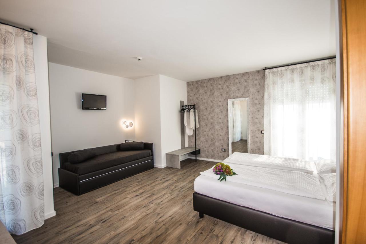 Hotel Eden Torri Del Benaco Εξωτερικό φωτογραφία